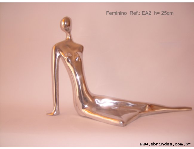 Escultura Feminina II