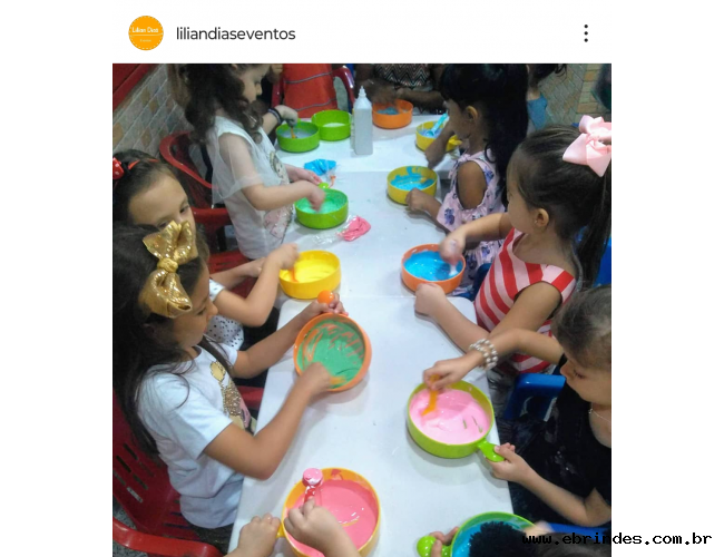 Oficinas criativas personalizadas para festa infantil